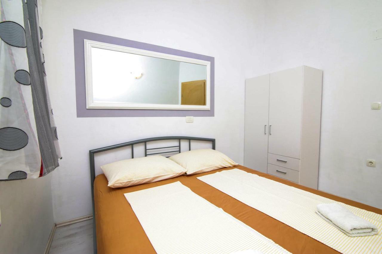Apartments Alma พอดโกรา ภายนอก รูปภาพ