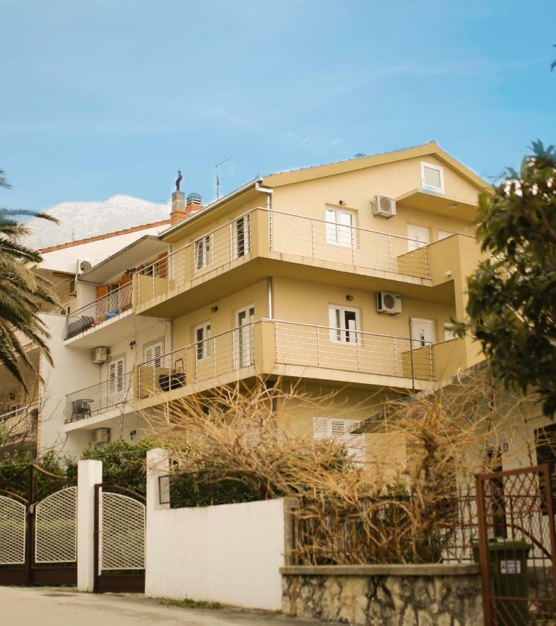 Apartments Alma พอดโกรา ภายนอก รูปภาพ