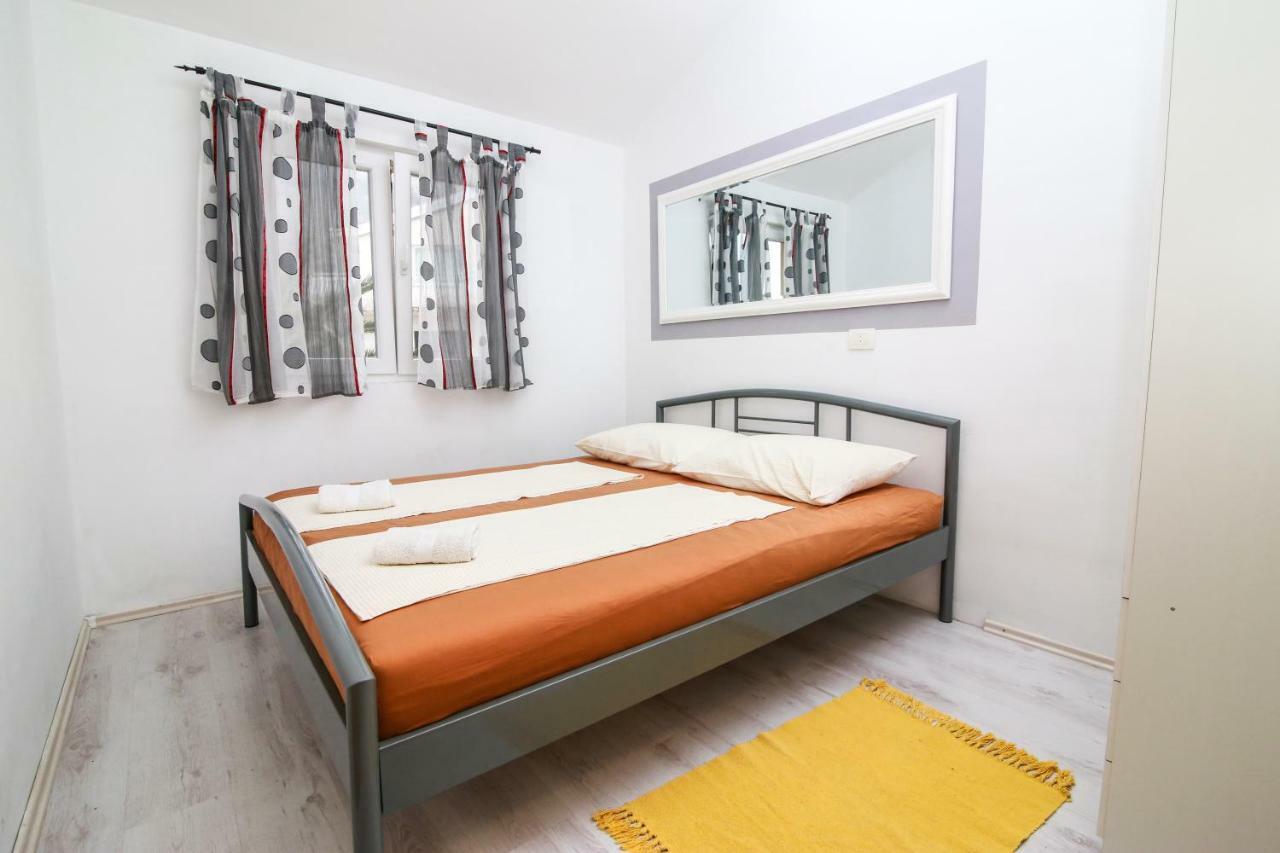Apartments Alma พอดโกรา ภายนอก รูปภาพ